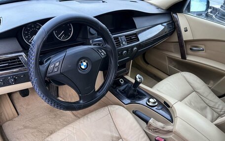 BMW 5 серия, 2004 год, 645 000 рублей, 7 фотография