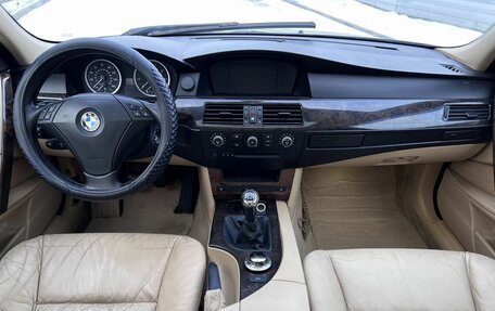 BMW 5 серия, 2004 год, 645 000 рублей, 9 фотография