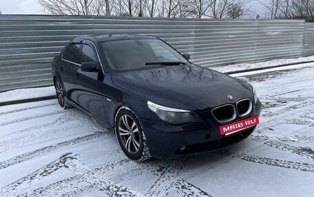 BMW 5 серия, 2004 год, 645 000 рублей, 3 фотография