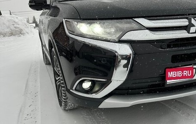 Mitsubishi Outlander III рестайлинг 3, 2018 год, 2 650 000 рублей, 1 фотография