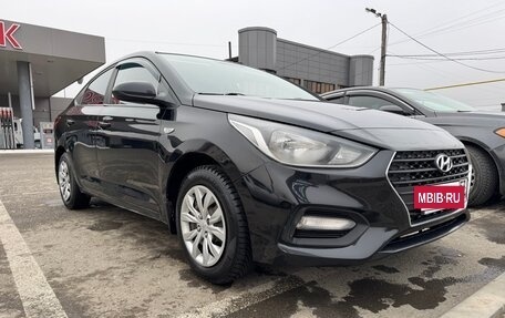 Hyundai Solaris II рестайлинг, 2017 год, 1 230 000 рублей, 2 фотография