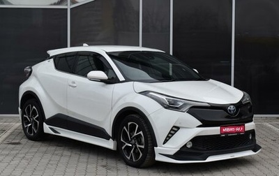 Toyota C-HR I рестайлинг, 2017 год, 2 300 000 рублей, 1 фотография