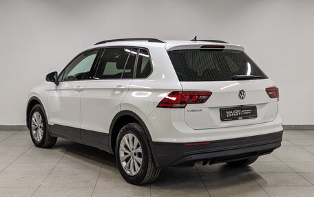 Volkswagen Tiguan II, 2020 год, 2 255 000 рублей, 7 фотография