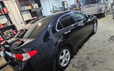 Honda Accord VIII рестайлинг, 2010 год, 1 400 000 рублей, 2 фотография