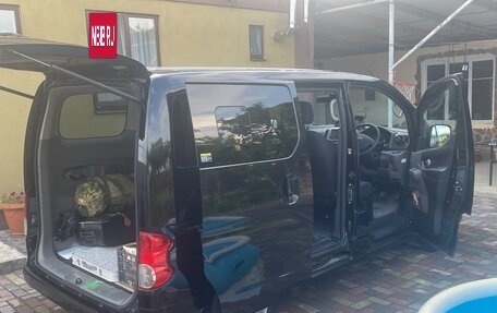 Nissan NV200, 2013 год, 1 600 000 рублей, 18 фотография