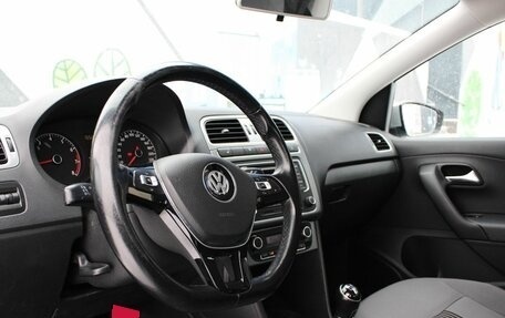 Volkswagen Polo VI (EU Market), 2016 год, 1 098 000 рублей, 7 фотография