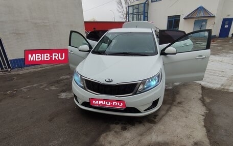 KIA Rio III рестайлинг, 2014 год, 949 999 рублей, 1 фотография