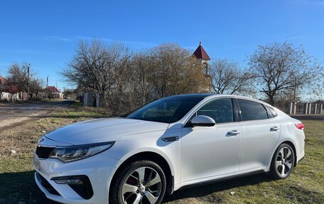 KIA Optima IV, 2018 год, 1 950 000 рублей, 2 фотография