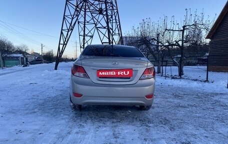 Hyundai Solaris II рестайлинг, 2013 год, 720 000 рублей, 4 фотография