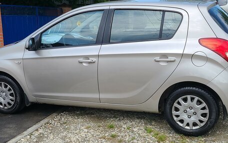 Hyundai i20 IB рестайлинг, 2010 год, 650 000 рублей, 2 фотография