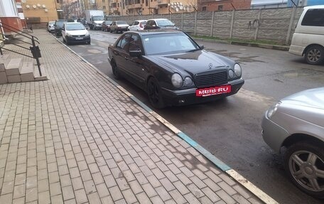 Mercedes-Benz E-Класс, 1999 год, 570 000 рублей, 4 фотография