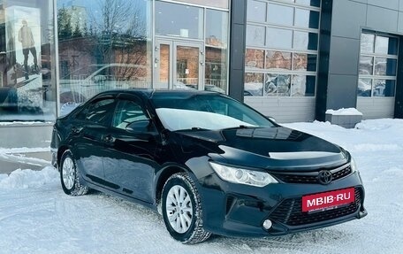 Toyota Camry, 2015 год, 2 050 000 рублей, 3 фотография