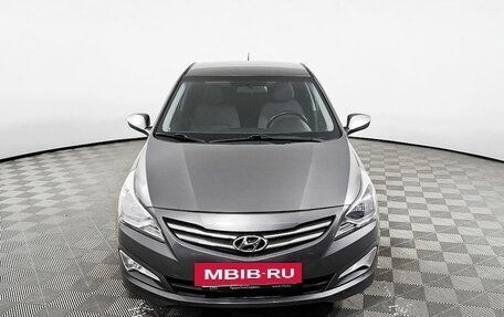 Hyundai Solaris II рестайлинг, 2015 год, 900 000 рублей, 2 фотография