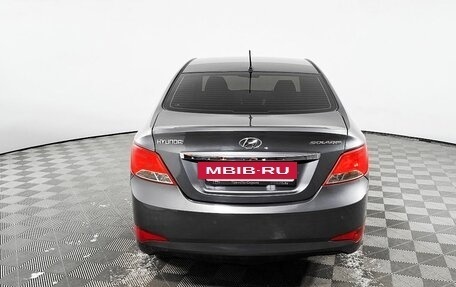 Hyundai Solaris II рестайлинг, 2015 год, 900 000 рублей, 7 фотография