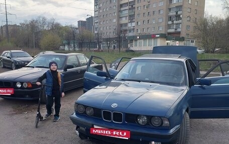 BMW 5 серия, 1989 год, 380 000 рублей, 2 фотография