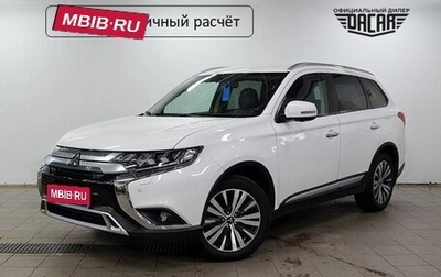 Mitsubishi Outlander III рестайлинг 3, 2021 год, 2 890 000 рублей, 1 фотография