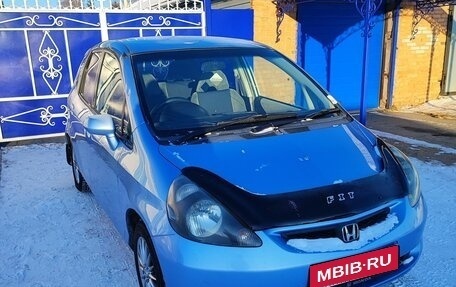 Honda Fit III, 2002 год, 650 000 рублей, 1 фотография