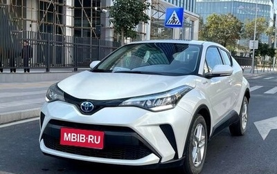 Toyota C-HR I рестайлинг, 2021 год, 2 200 000 рублей, 1 фотография