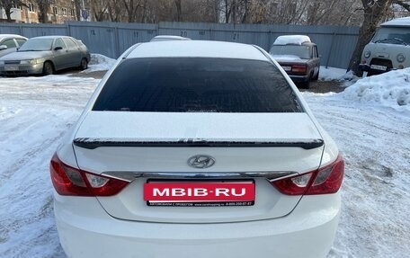 Hyundai Sonata VI, 2011 год, 850 000 рублей, 9 фотография