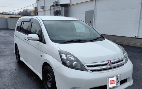 Toyota ISis I, 2010 год, 1 570 000 рублей, 5 фотография