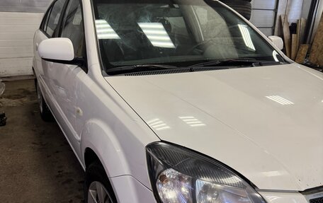 KIA Rio II, 2010 год, 407 000 рублей, 1 фотография