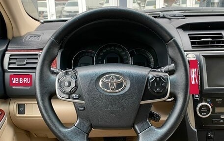 Toyota Camry, 2012 год, 1 549 000 рублей, 10 фотография