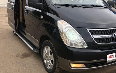 Hyundai Grand Starex Grand Starex I рестайлинг 2, 2015 год, 3 000 000 рублей, 10 фотография