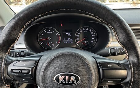 KIA Rio IV, 2017 год, 1 300 000 рублей, 13 фотография