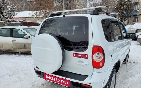 Chevrolet Niva I рестайлинг, 2018 год, 989 000 рублей, 9 фотография