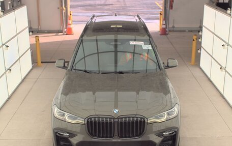 BMW X7, 2022 год, 6 990 000 рублей, 2 фотография