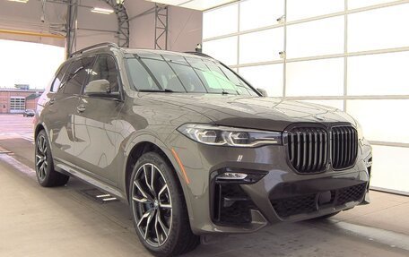 BMW X7, 2022 год, 6 990 000 рублей, 3 фотография