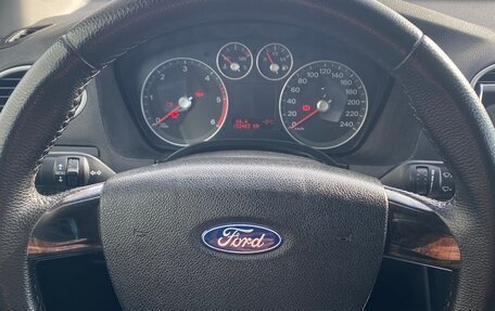 Ford Focus II рестайлинг, 2007 год, 710 000 рублей, 24 фотография