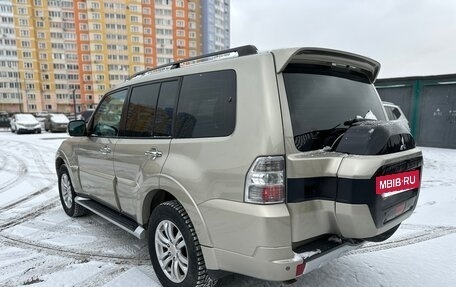 Mitsubishi Pajero IV, 2017 год, 2 999 000 рублей, 5 фотография