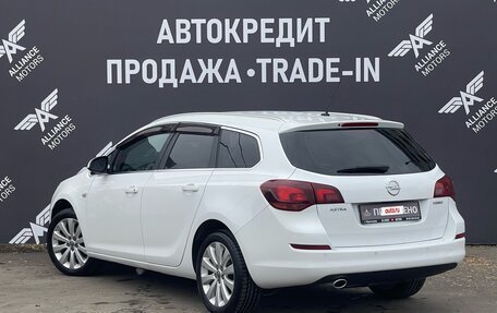 Opel Astra J, 2012 год, 1 290 000 рублей, 4 фотография