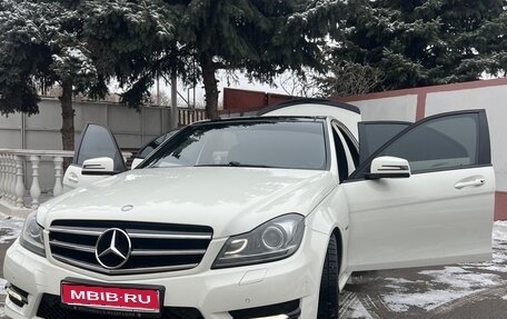 Mercedes-Benz C-Класс, 2012 год, 1 780 000 рублей, 1 фотография