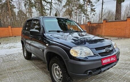 Chevrolet Niva I рестайлинг, 2014 год, 650 000 рублей, 3 фотография