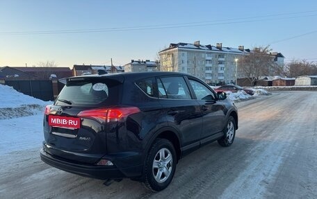 Toyota RAV4, 2019 год, 2 800 000 рублей, 4 фотография