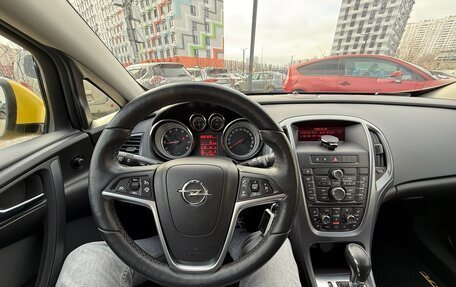 Opel Astra J, 2015 год, 1 675 000 рублей, 11 фотография