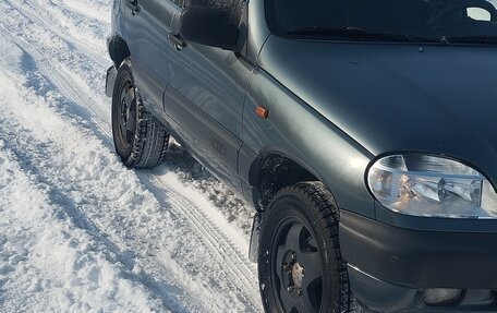 Chevrolet Niva I рестайлинг, 2006 год, 420 000 рублей, 4 фотография