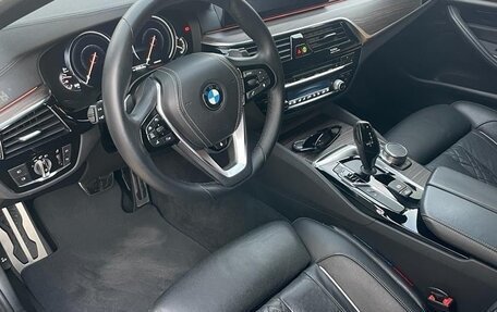 BMW 5 серия, 2018 год, 3 700 000 рублей, 18 фотография