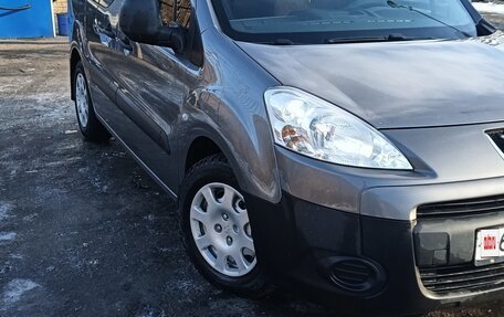 Peugeot Partner II рестайлинг 2, 2013 год, 1 150 000 рублей, 1 фотография