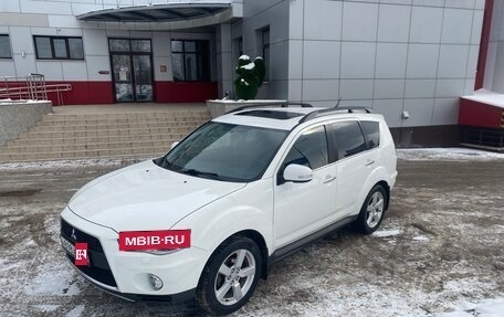 Mitsubishi Outlander III рестайлинг 3, 2011 год, 2 000 000 рублей, 1 фотография