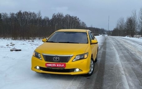 Toyota Camry, 2012 год, 1 750 000 рублей, 5 фотография