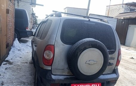 Chevrolet Niva I рестайлинг, 2012 год, 535 000 рублей, 3 фотография