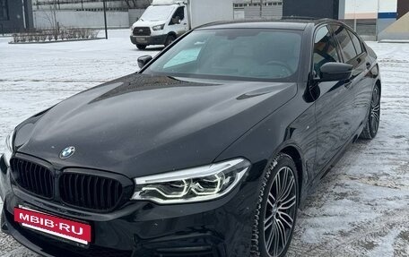 BMW 5 серия, 2019 год, 4 890 000 рублей, 2 фотография