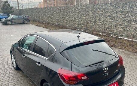 Opel Astra J, 2013 год, 949 999 рублей, 4 фотография