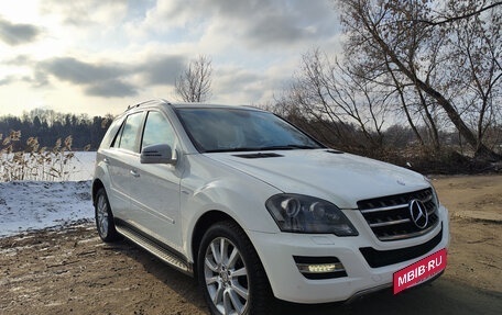 Mercedes-Benz M-Класс, 2011 год, 2 250 000 рублей, 3 фотография