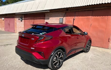 Toyota C-HR I рестайлинг, 2017 год, 2 149 000 рублей, 12 фотография