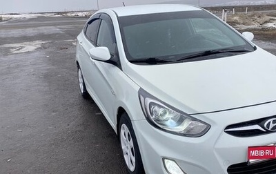 Hyundai Solaris II рестайлинг, 2012 год, 750 000 рублей, 1 фотография