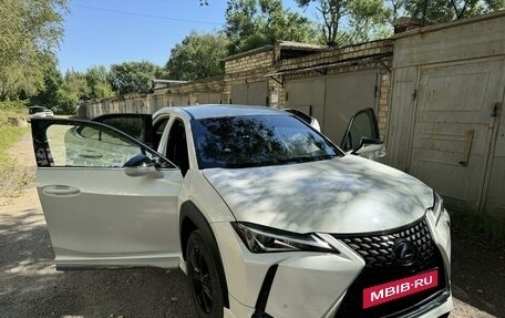 Lexus UX I, 2020 год, 3 150 000 рублей, 5 фотография